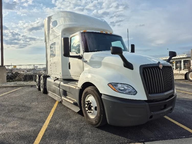 2023 International LT