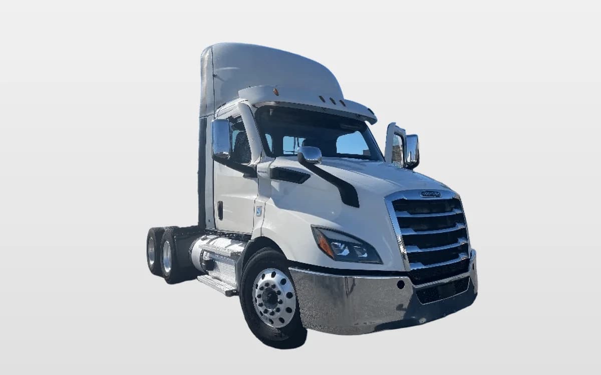 2021 Freightliner Cascadia — photo 1