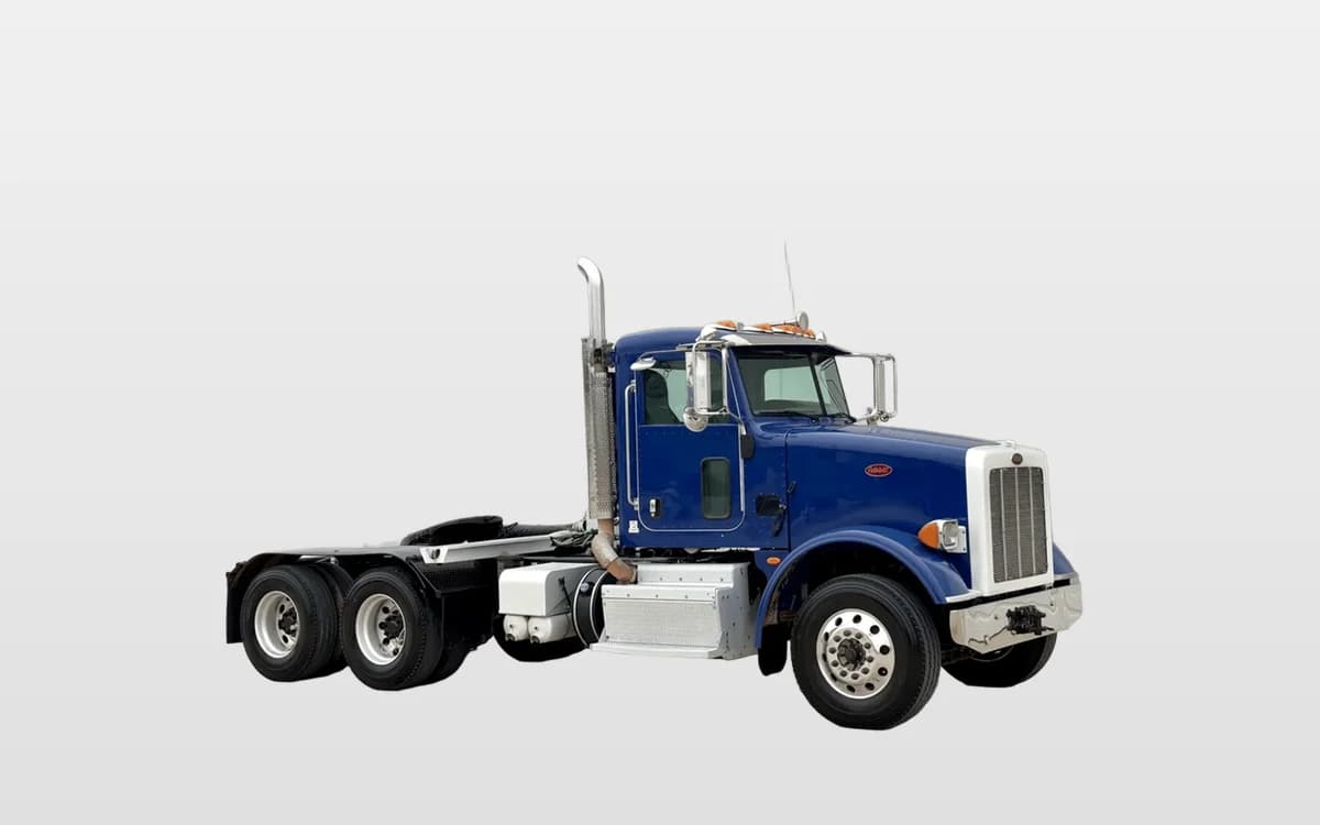 2014 Peterbilt 365 — photo 1