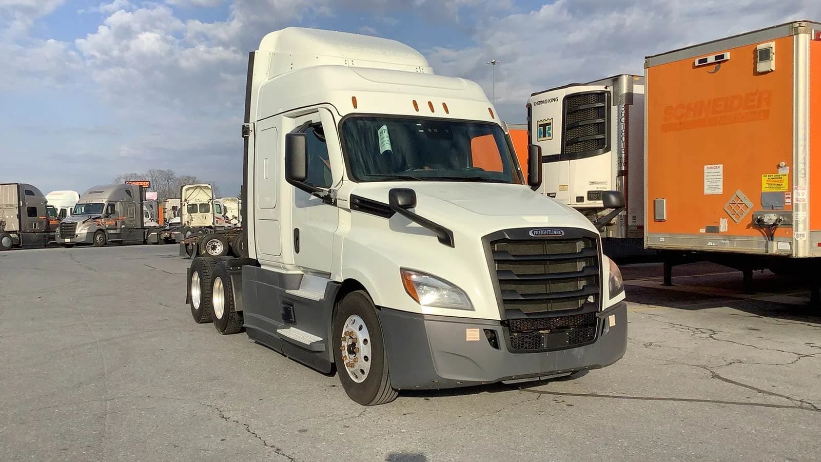 2021 Freightliner Cascadia