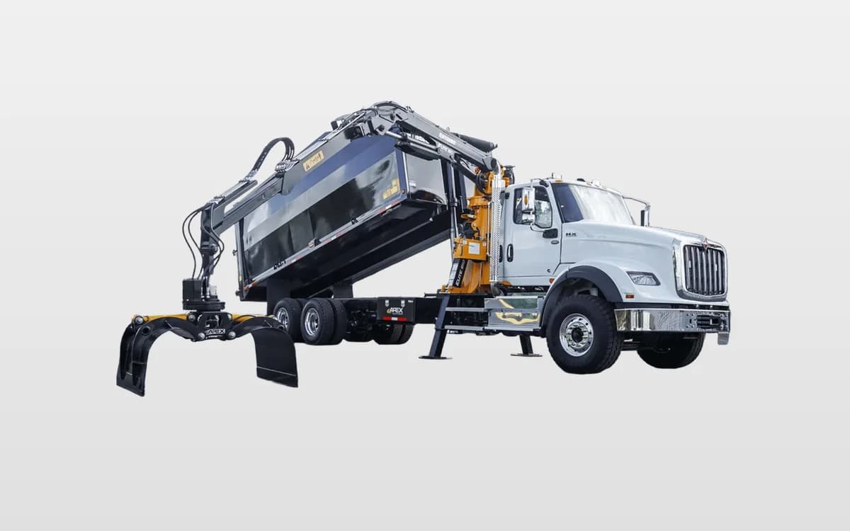 2026 International HX — photo 1