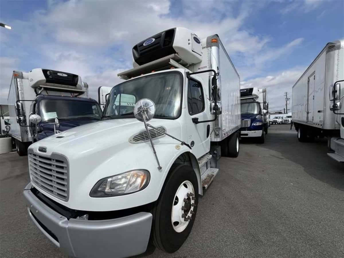 2018 Freightliner M2 106