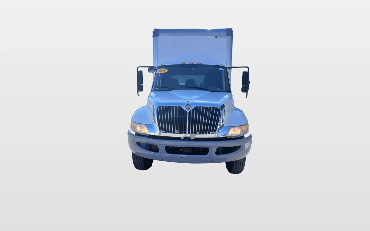 2018 International 4300 — photo 1