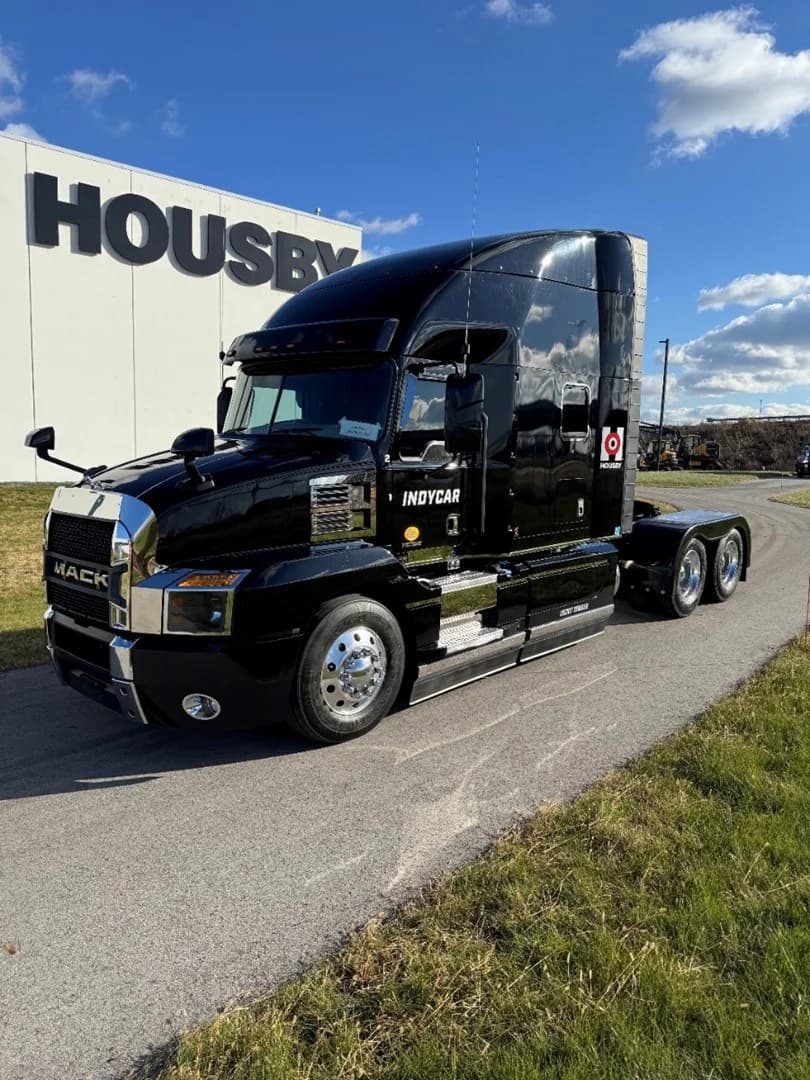 2023 MACK AN64T - USED TRUCKS SLEEPER