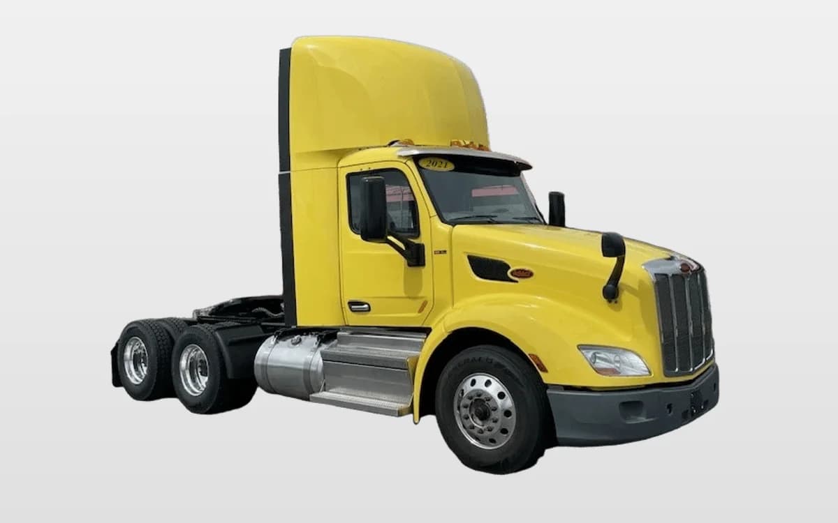 2021 Peterbilt 579 — photo 1