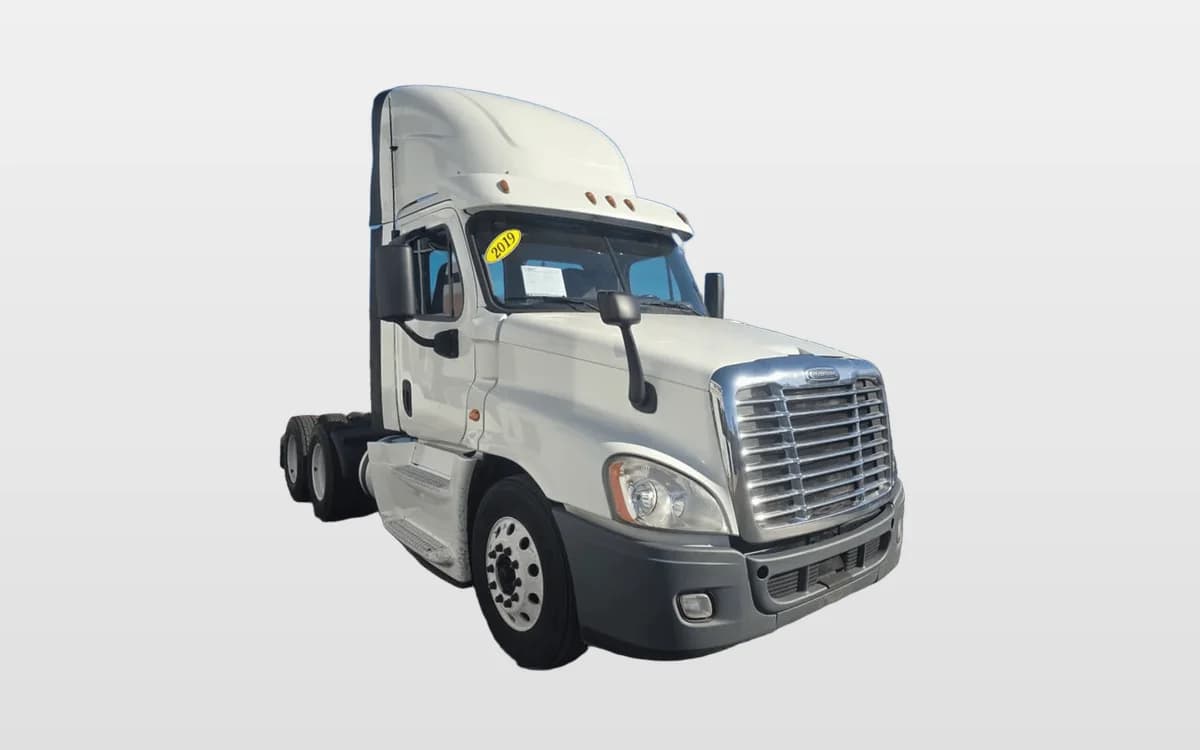 2019 Freightliner Cascadia — photo 1