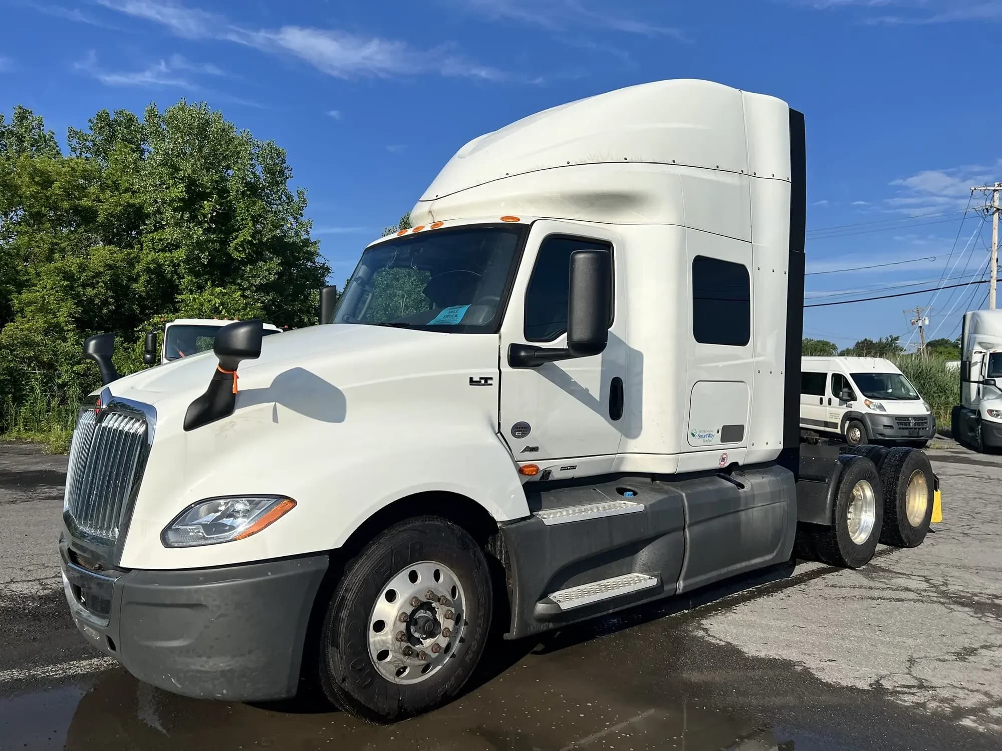 2022 International LT