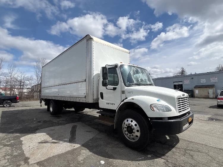 2019 Freightliner M2 106