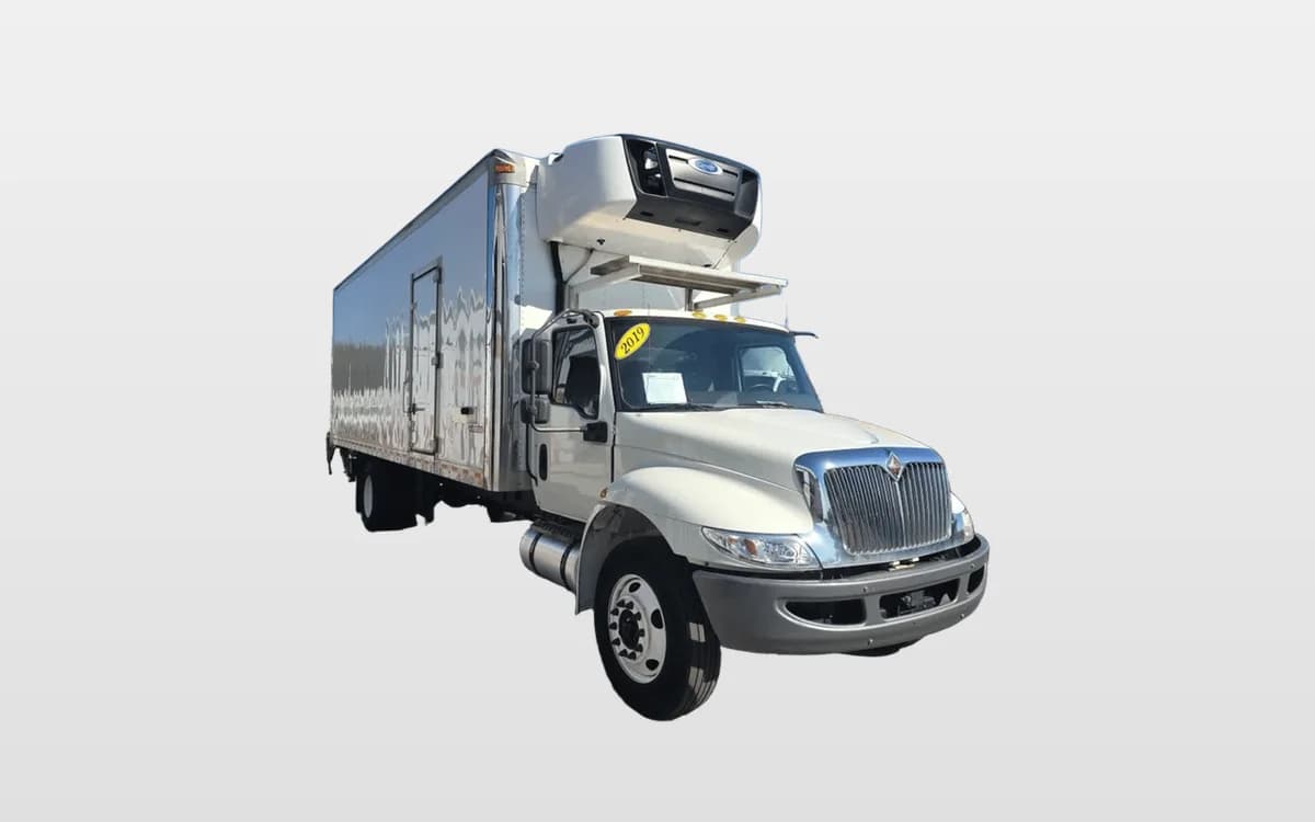 2019 International MV — photo 1