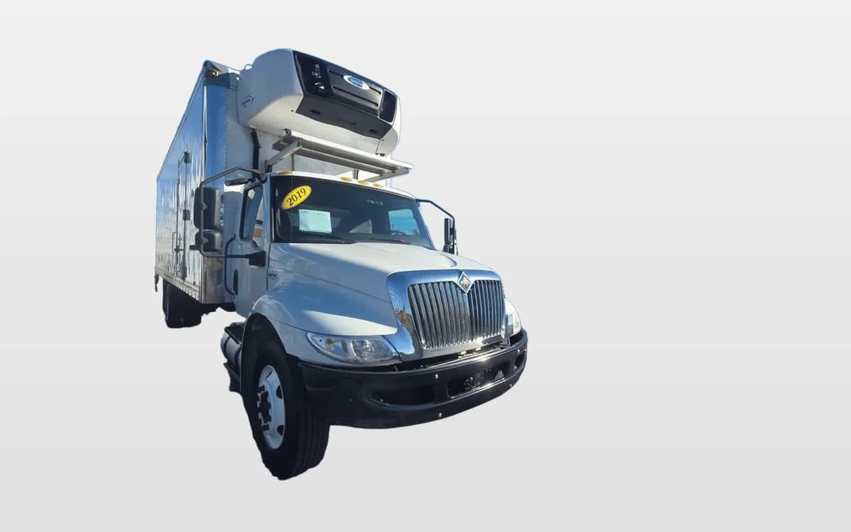 2019 International MV — photo 1