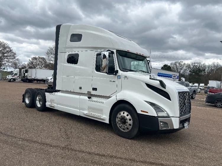 2021 Volvo VNL 760