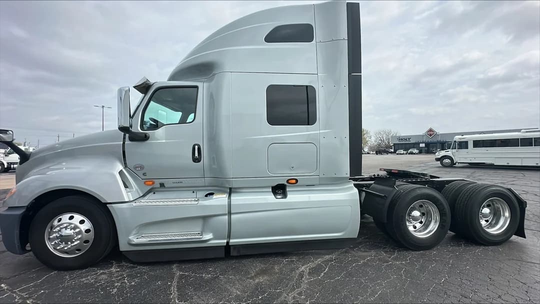 2023 International LT