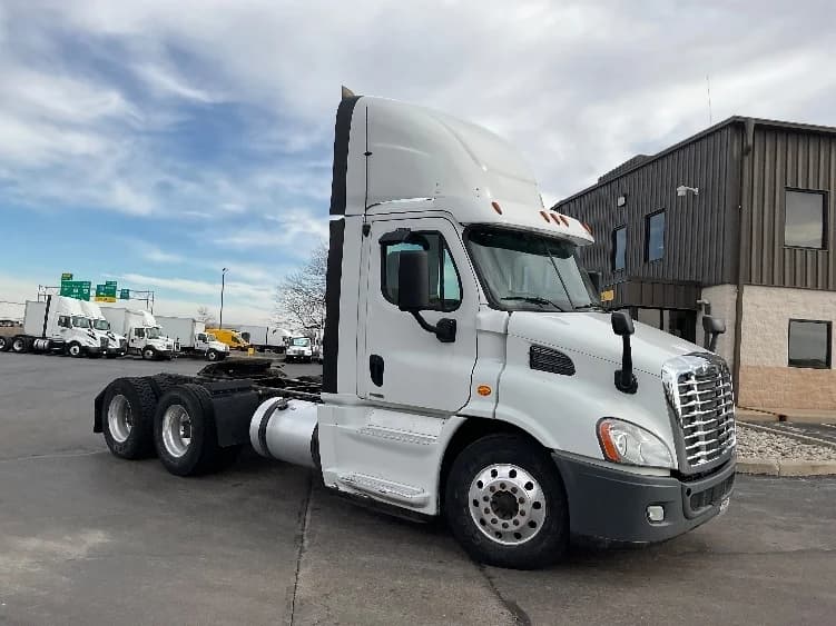 2016 Freightliner Cascadia