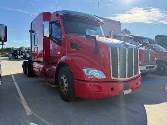 2022 Peterbilt 579
