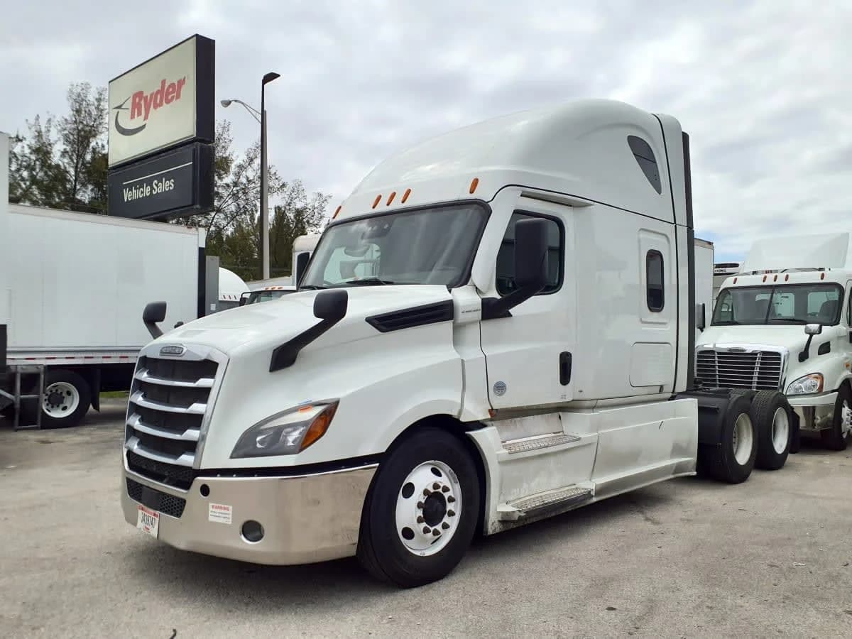 2023 Freightliner Cascadia