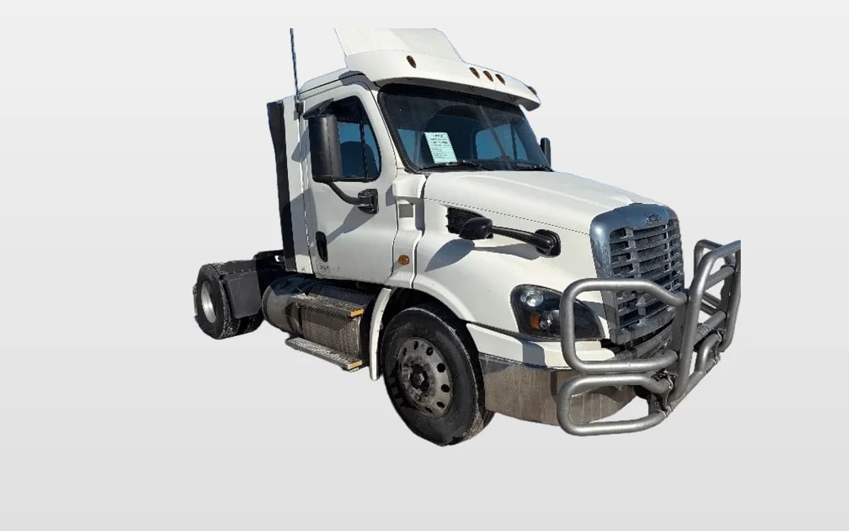 2018 Freightliner Cascadia — photo 1