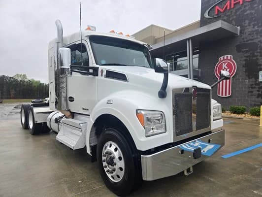 2022 Kenworth T880