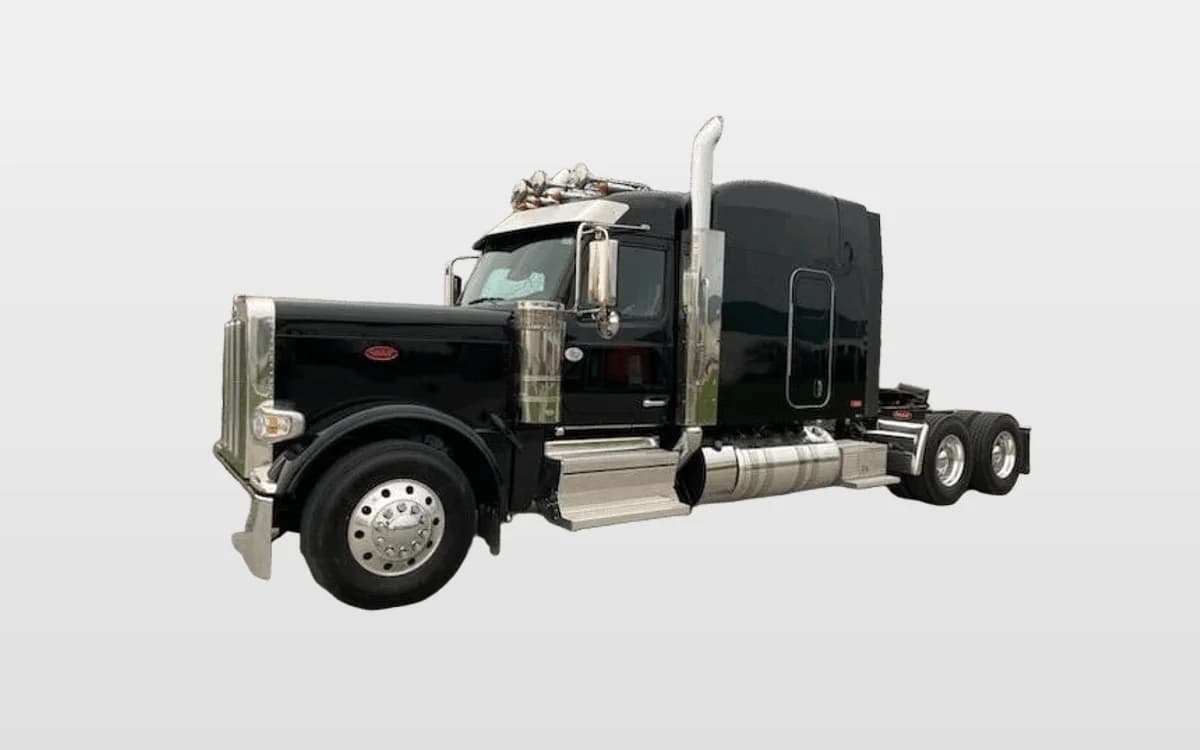 2025 Peterbilt 589 — photo 1
