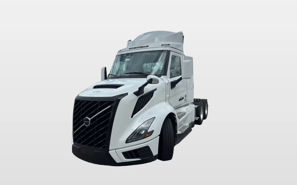2025 Volvo VNL 300 — photo 1