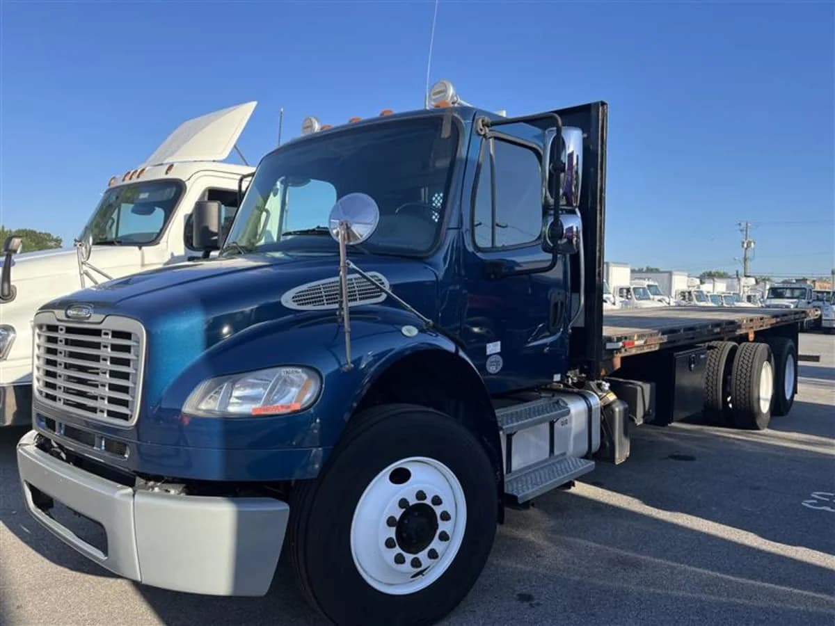2019 Freightliner M2 106