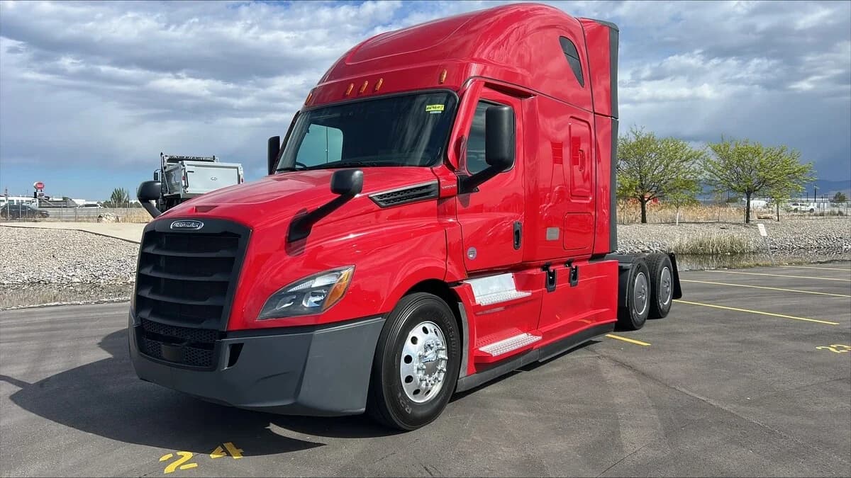 2022 Freightliner Cascadia