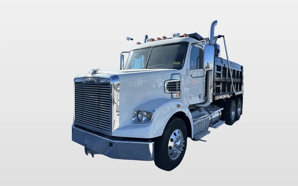 2019 Freightliner 122SD — photo 1