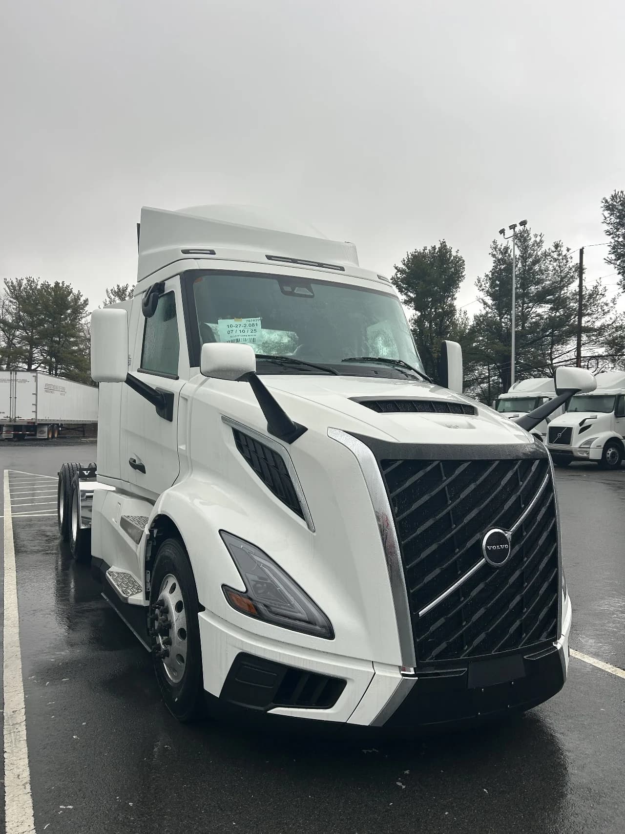 2026 Volvo VNL 300