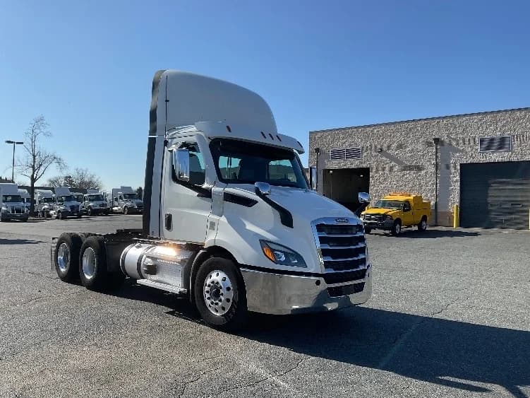 2021 Freightliner Cascadia