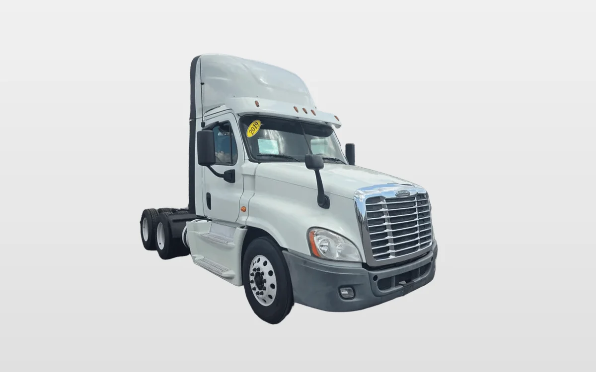 2019 Freightliner Cascadia — photo 1