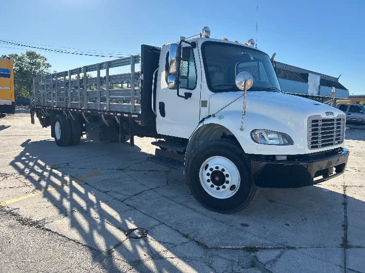 2018 Freightliner M2 106