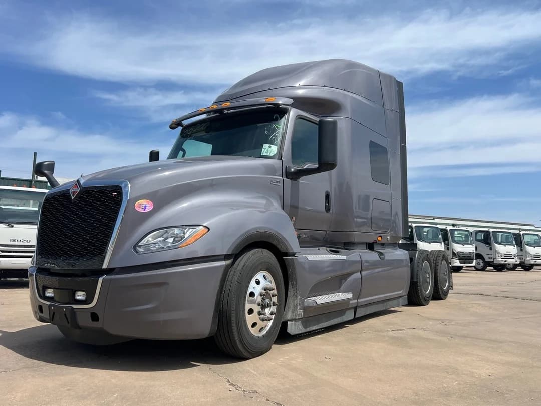 2025 International LT