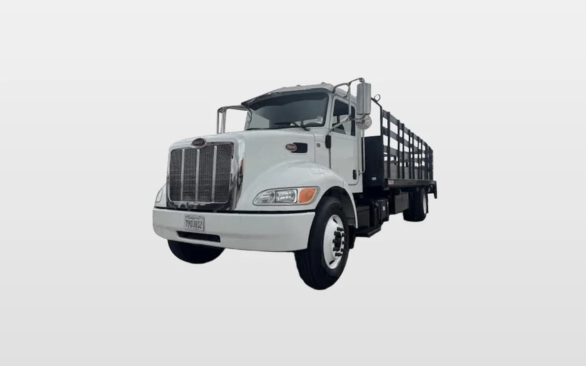2020 Peterbilt — photo 1