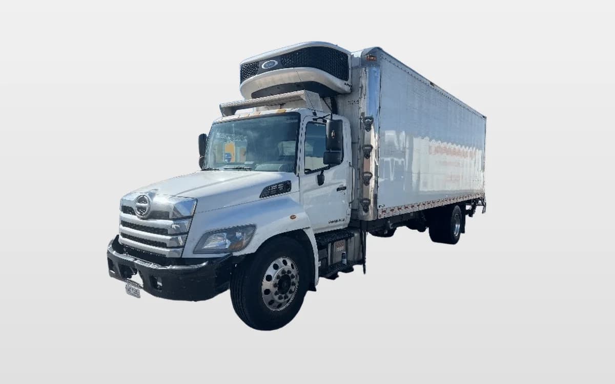 2021 Hino L6 — photo 1