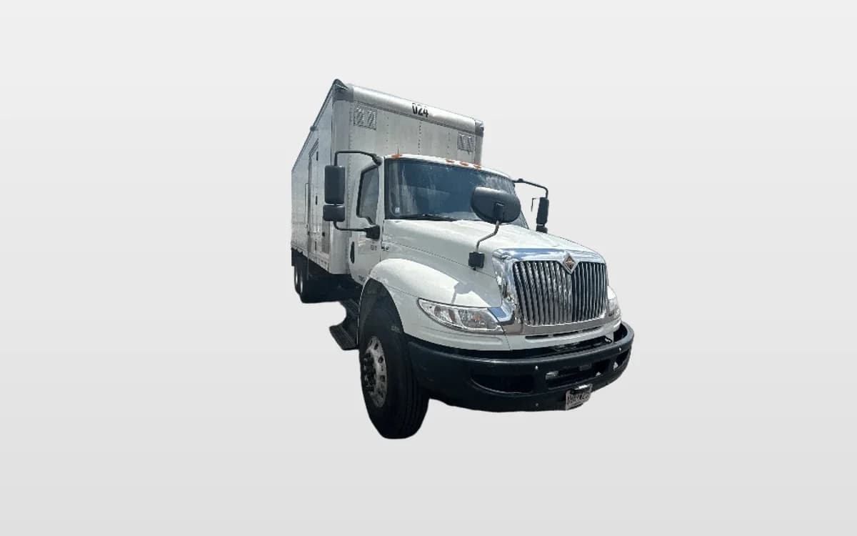 2020 International MV — photo 1