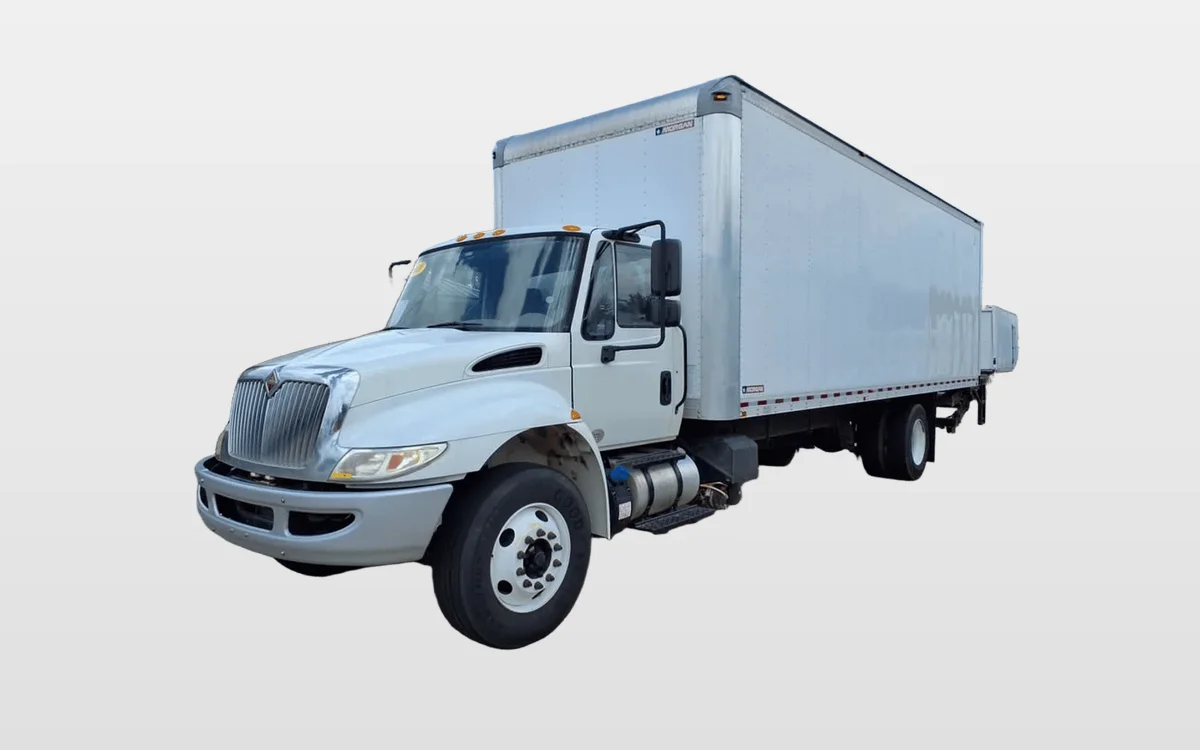 2018 International 4300 — photo 1