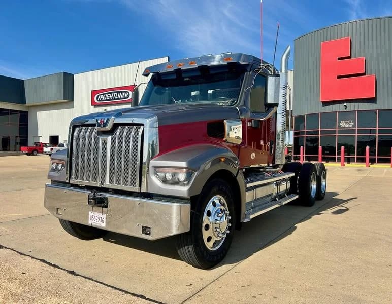 2022 Western Star 4900