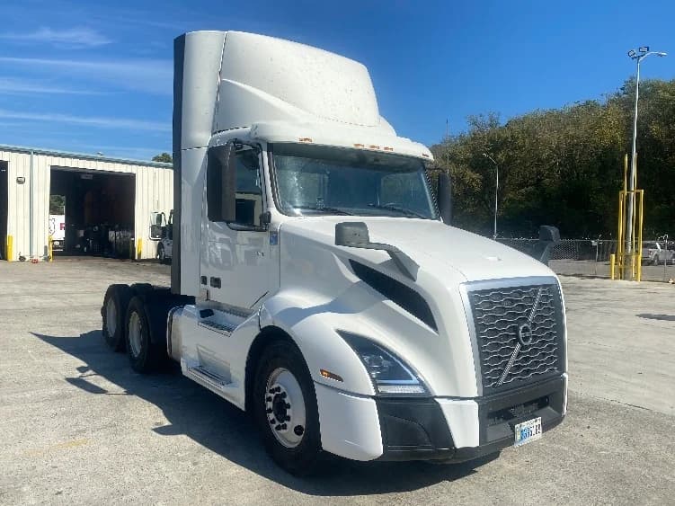 2020 Volvo VNL 300