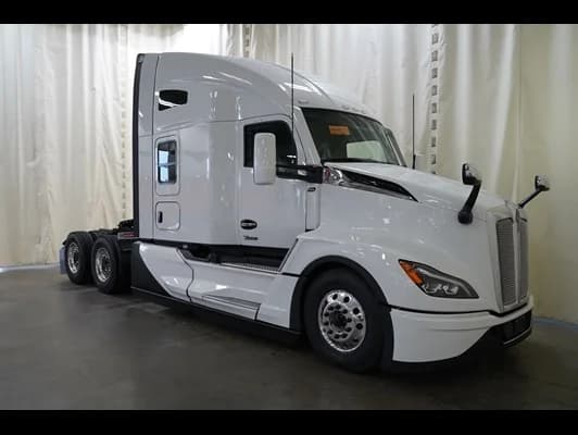 2027 Kenworth T680