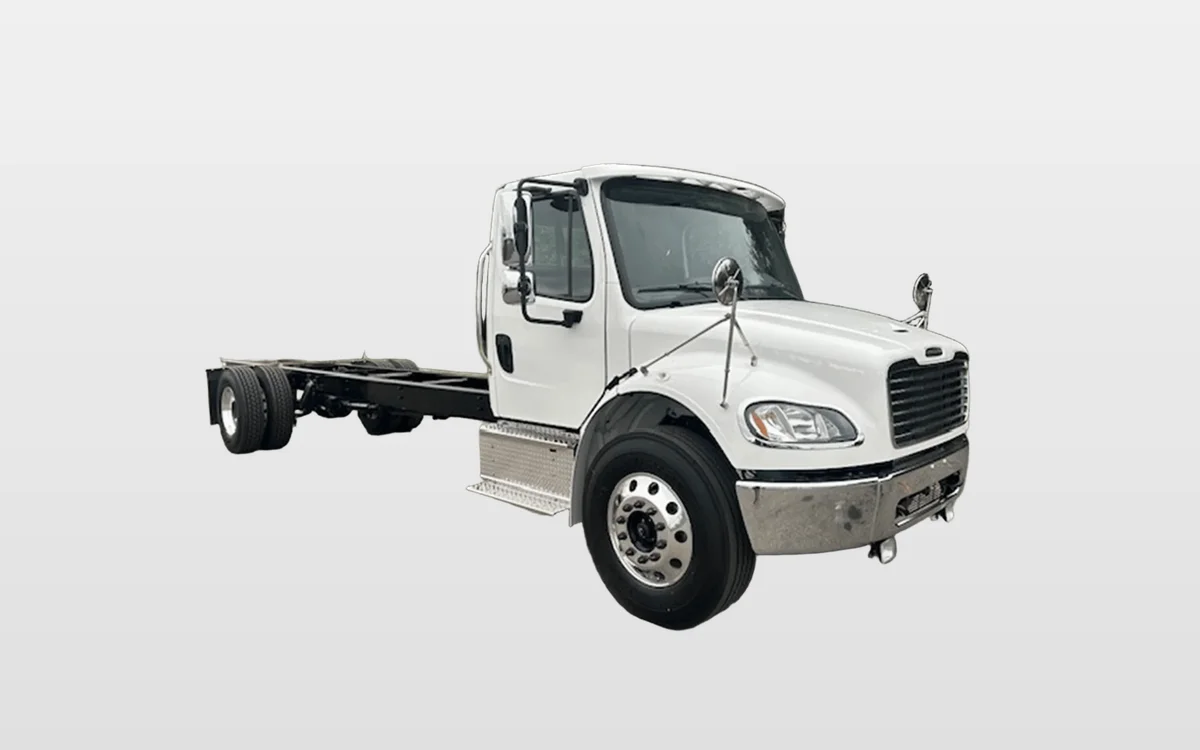 2026 Freightliner M2 106 — photo 1