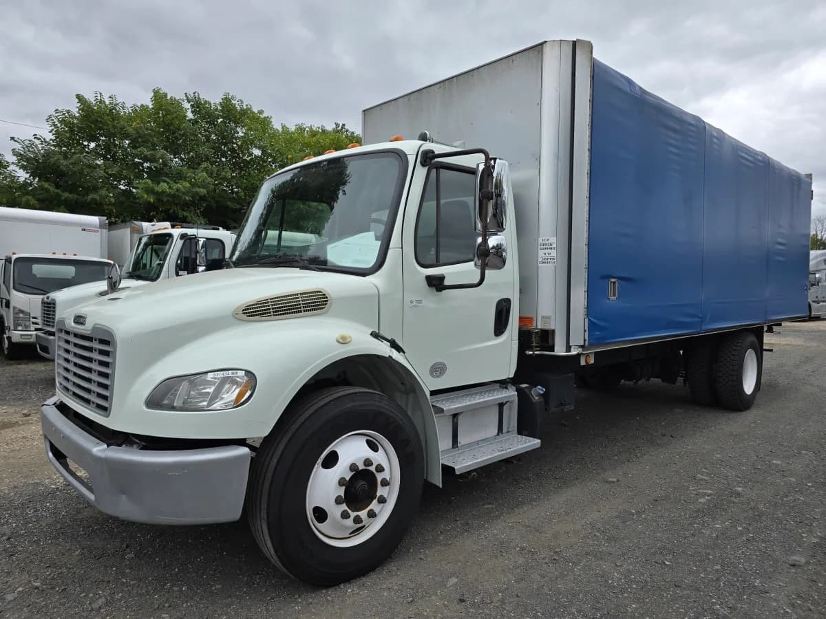 2014 Freightliner M2 106
