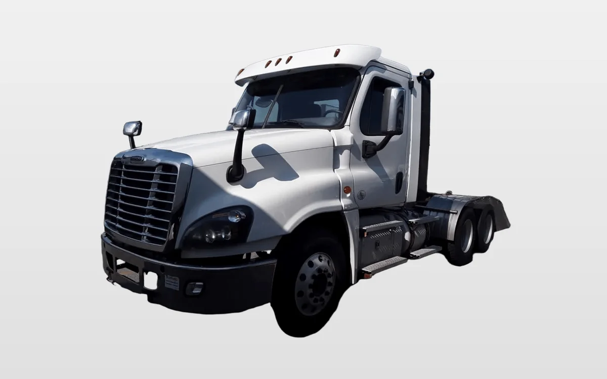2020 Freightliner Cascadia — photo 1