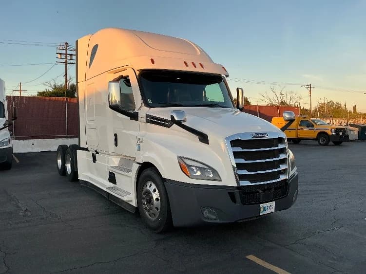 2022 Freightliner Cascadia