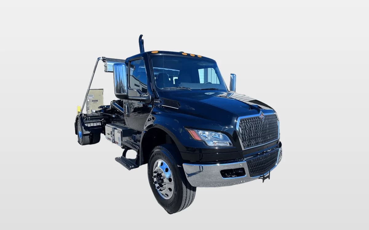 2026 International MV — photo 1