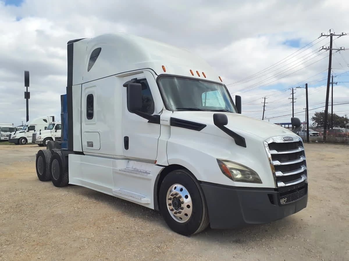 2022 Freightliner Cascadia
