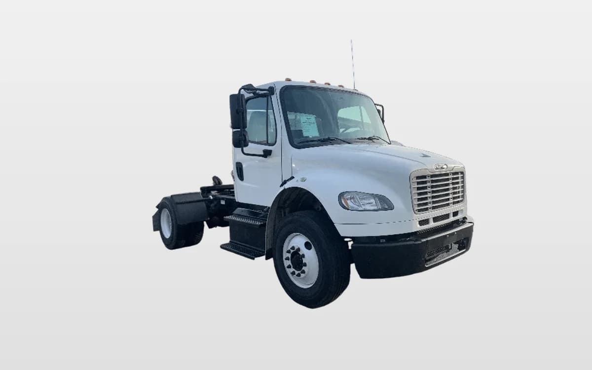 2017 Freightliner M2 106 — photo 1