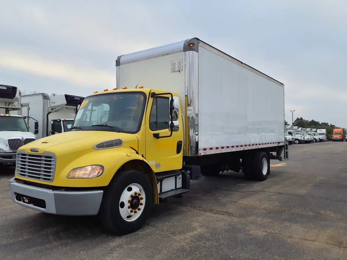 2016 Freightliner M2 106