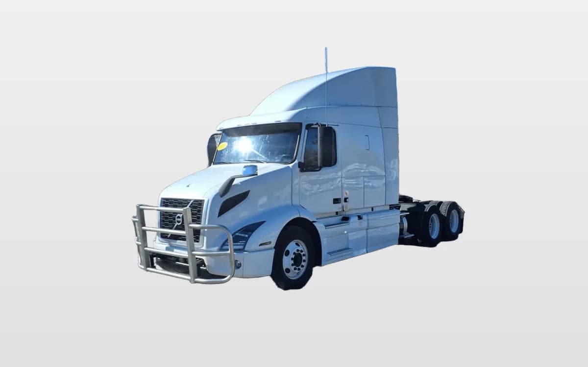 2020 Volvo VNR 640 — photo 1