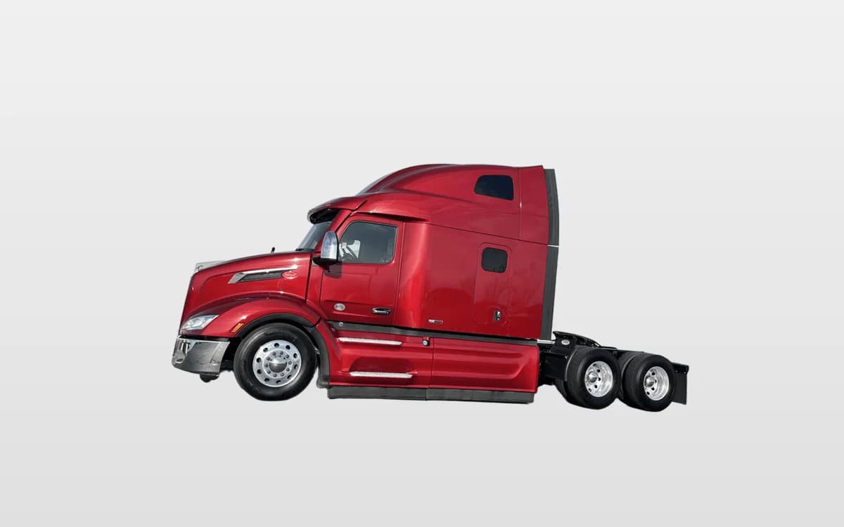2023 Peterbilt 579 — photo 1