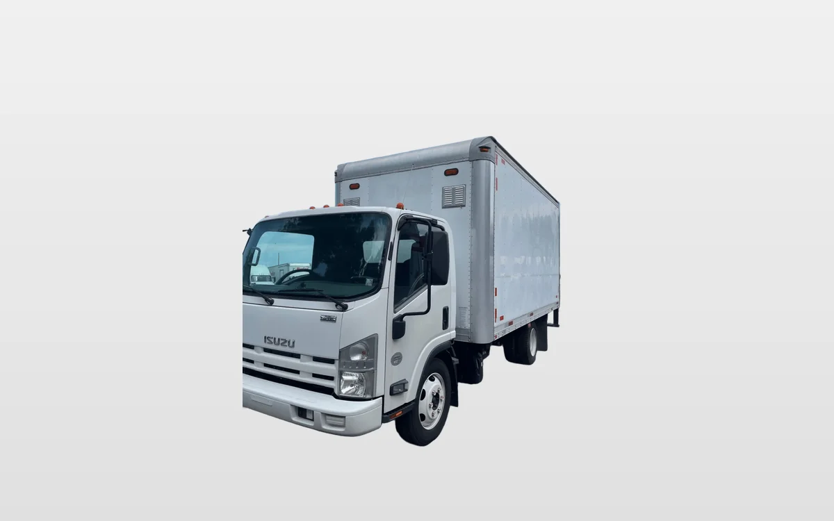 2015 Isuzu NQR — photo 1