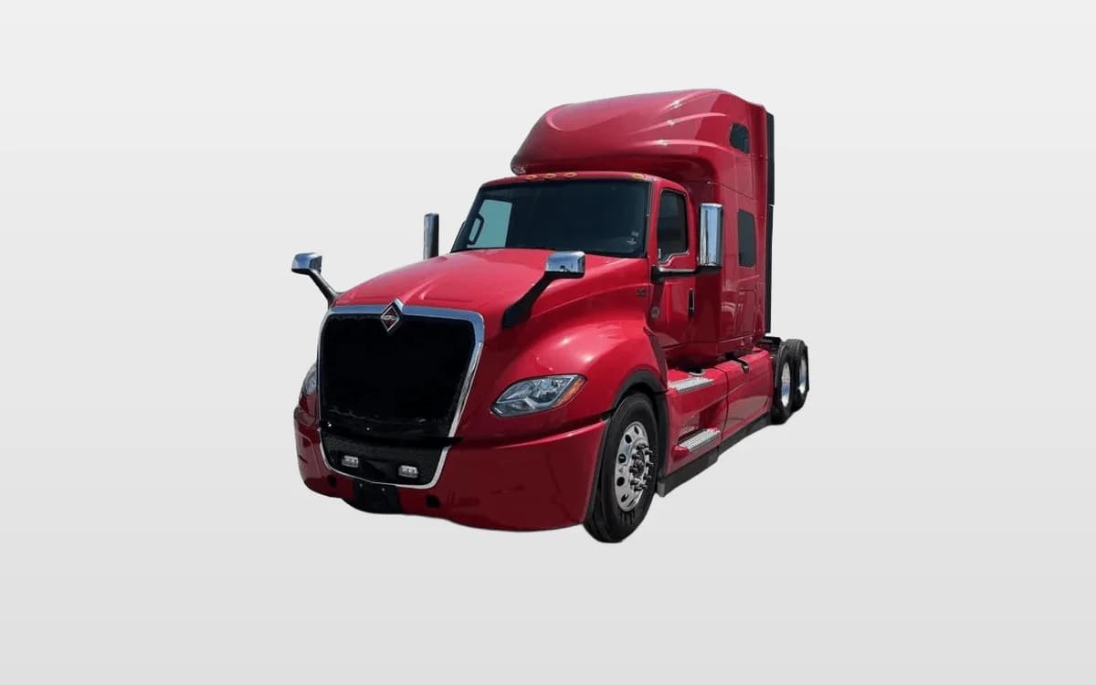 2026 International LT — photo 1